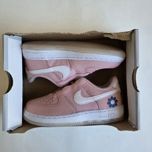 Nike Force 1 Toggle SE Low Floral  Size 11c